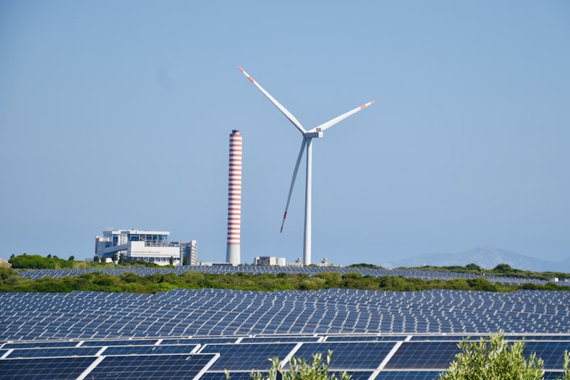 Parque de energia solar e eólica na Europa — infraestrutura para as gigafábricas de IA
